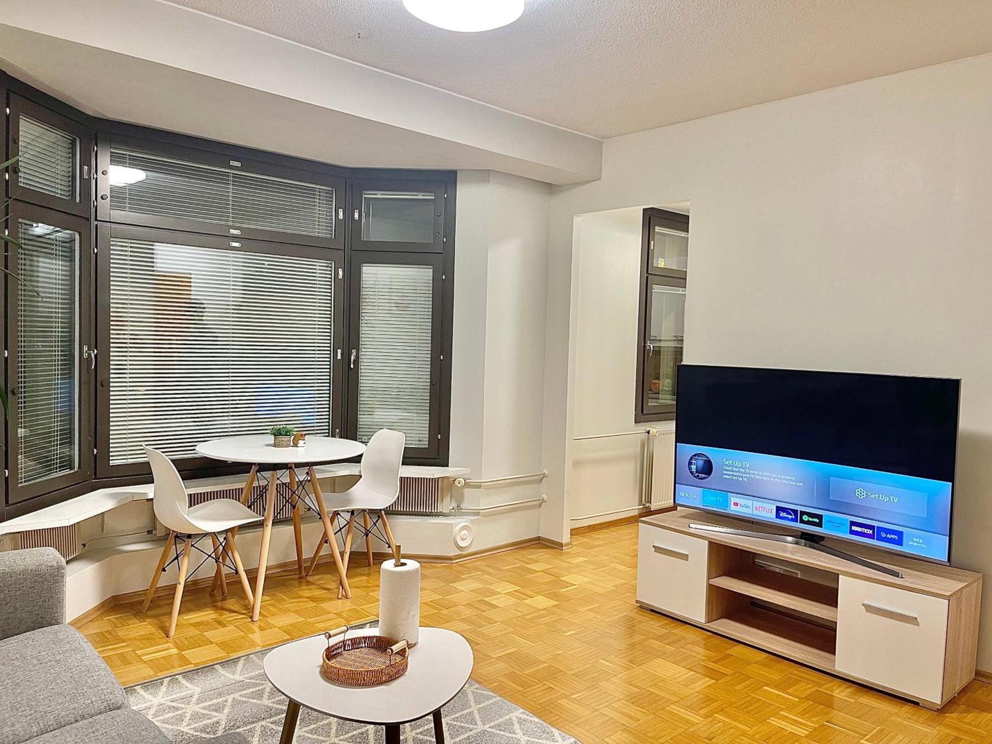 Puma'S Central Flat In Хелзинки Екстериор снимка